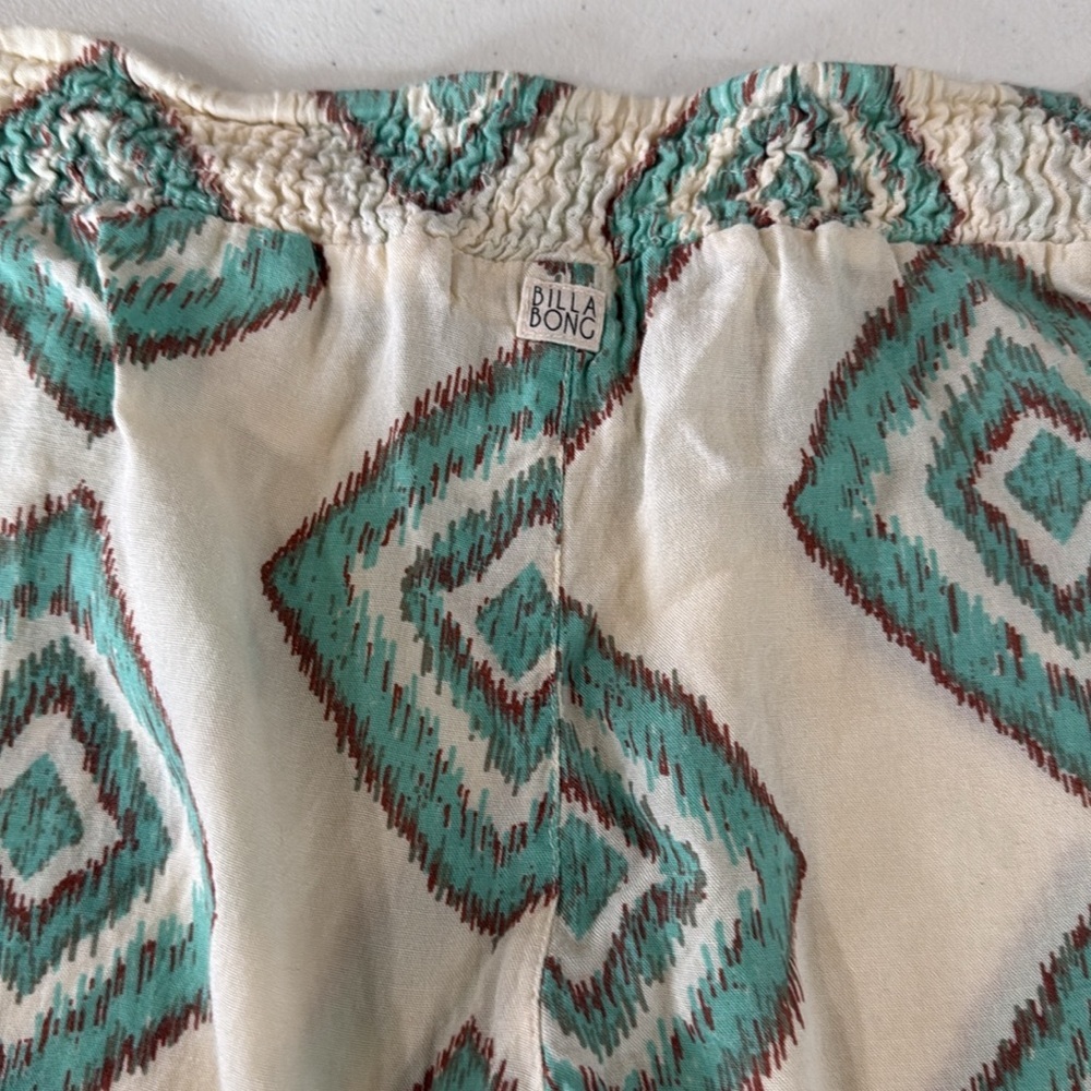Boho Patterned Wide-Leg Pants - Picture 3 of 5